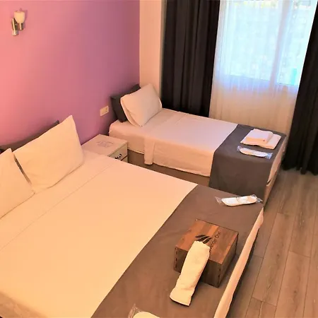 Отель Lavender 2*