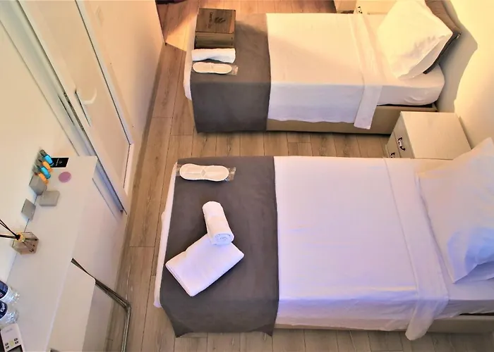 Готель Lavender