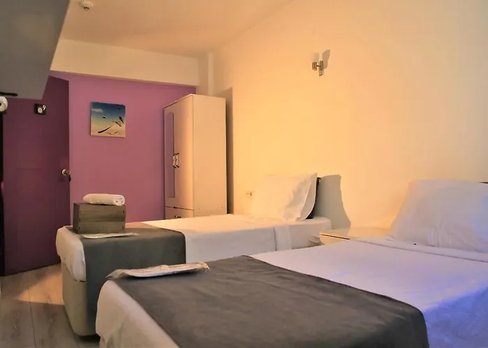 فندق Lavender 2*